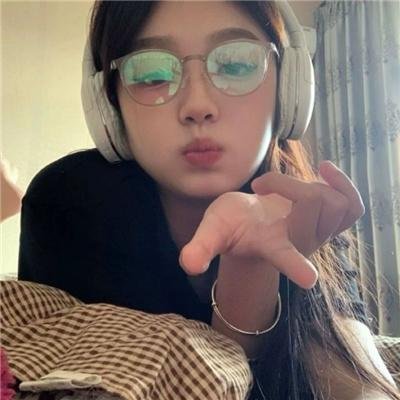 敌营十八年